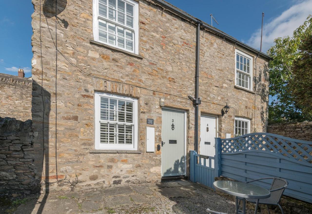 HIDEAWAY COTTAGE - CENTRAL RICHMOND RICHMOND (NORTH YORKSHIRE) (United  Kingdom) - from £ 169